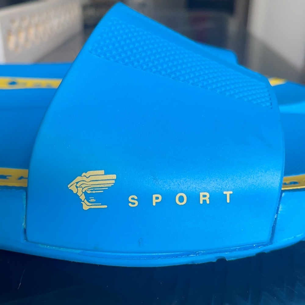 Versace flip flops - Picture 7 of 14